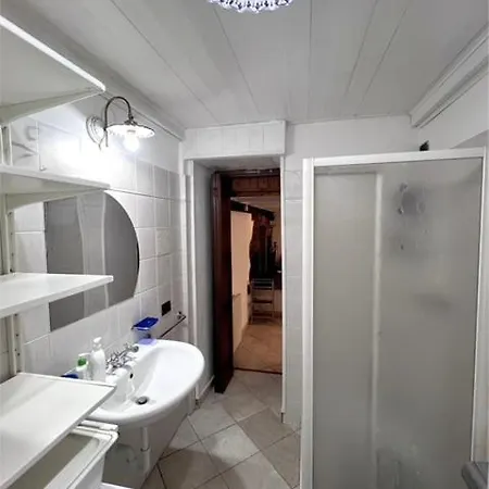 Maison Keti Di Via Carloni, Apartman Como